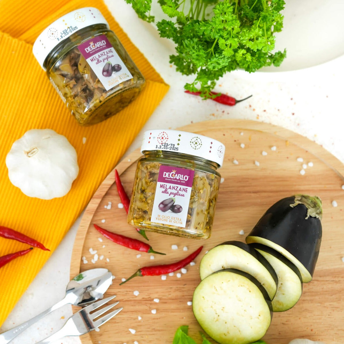 Aubergine eingelegt in Olivenöl