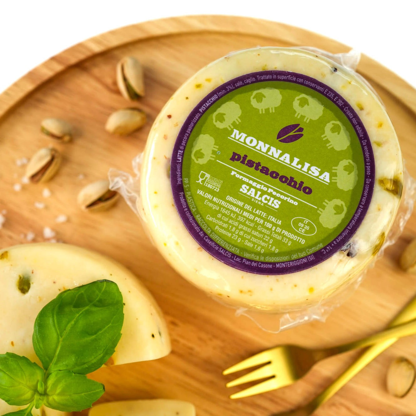Der Pecorino mit Pistazien hat ein nussiges, mildes Aroma.